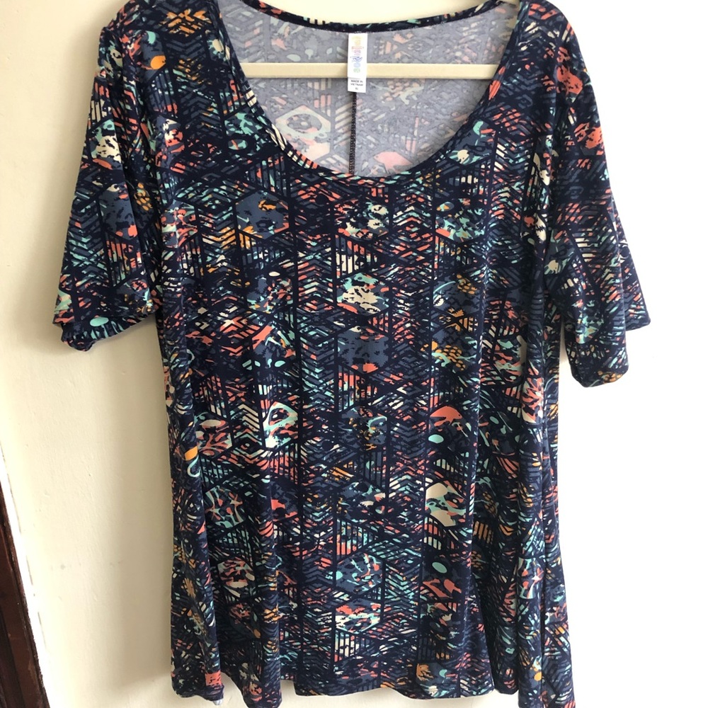 XL Lularoe blouse